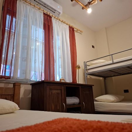 Hostel Nena Semi Tirana Exteriör bild
